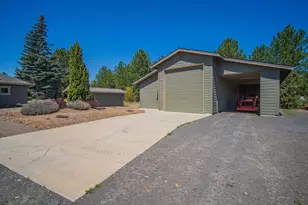 63945 W Quail Haven Dr, Bend, OR 97703 - Photo 62