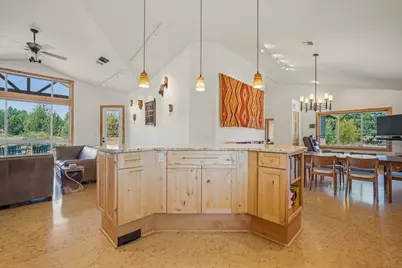 63945 W Quail Haven Drive, Bend, OR 97703 - Photo 18