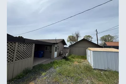 221 NE Idlewood Street, Prineville, OR 97754 - Photo 4