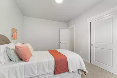 3077 Mt. Thielsen Drive #63, Medford, OR 97504 - Photo 12
