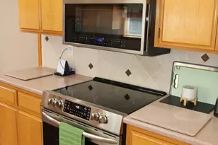 3011 Edgewood Dr, Medford, OR 97504 - Photo 16
