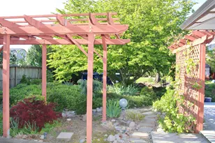 3011 Edgewood Dr, Medford, OR 97504 - Photo 44