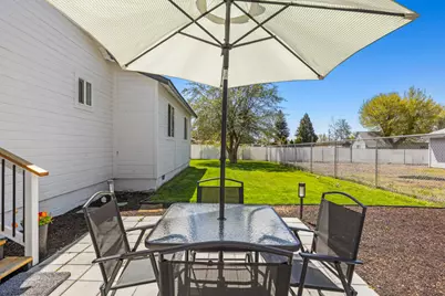 5756 Leland Drive, Klamath Falls, OR 97603 - Photo 32