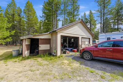 241 Kaehn Road, Crescent, OR 97733 - Photo 10