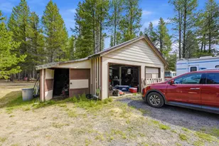 241 Kaehn Rd, Crescent, OR 97733 - Photo 10
