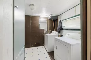 241 Kaehn Rd, Crescent, OR 97733 - Photo 20