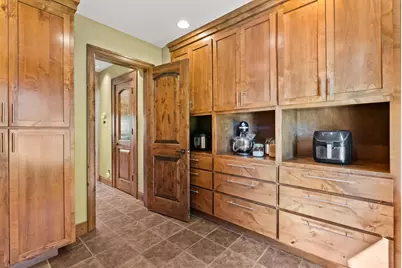 66488 Sisemore Road, Bend, OR 97703 - Photo 26