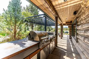 66488 Sisemore Rd, Bend, OR 97703 - Photo 32