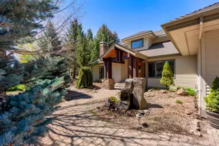 60350 Arnold Market Rd, Bend, OR 97702 - Photo 2