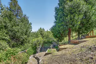 4406 San Juan Dr, Medford, OR 97504 - Photo 12