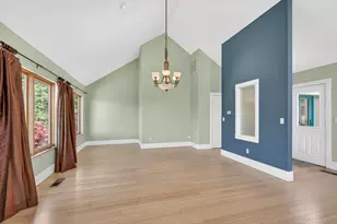 4406 San Juan Dr, Medford, OR 97504 - Photo 16