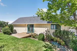 4406 San Juan Dr, Medford, OR 97504 - Photo 6