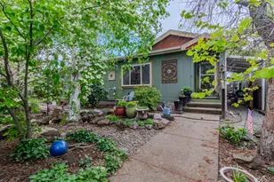 110 W 5th St, Phoenix, OR 97535 - Photo 2