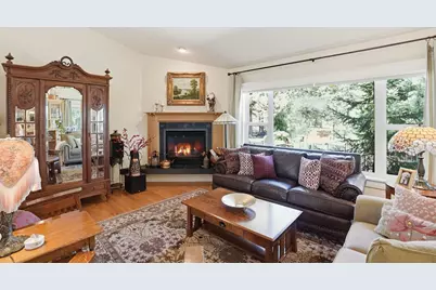 2964 NW Fairway Heights Drive, Bend, OR 97703 - Photo 8