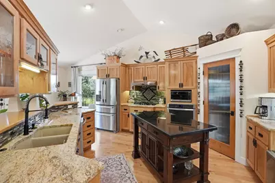 2964 NW Fairway Heights Drive, Bend, OR 97703 - Photo 12
