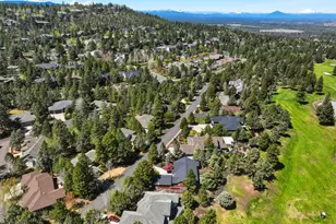 2964 NW Fairway Heights Dr, Bend, OR 97703 - Photo 46