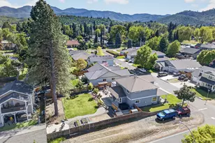 2011 Spruce Way, Medford, OR 97501 - Photo 26