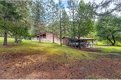 7310 N Applegate Road, Grants Pass, OR 97527 - Photo 36