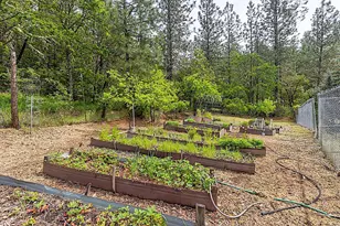 7310 N Applegate Rd, Grants Pass, OR 97527 - Photo 44