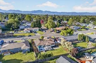 2573 Eaton Dr, Medford, OR 97504 - Photo 38