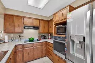 2573 Eaton Dr, Medford, OR 97504 - Photo 14