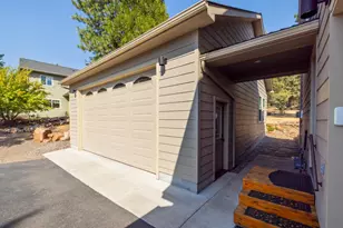 10831 Kestrel Rd, Klamath Falls, OR 97601 - Photo 28