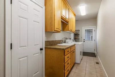 10831 Kestrel Road, Klamath Falls, OR 97601 - Photo 26