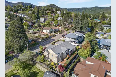 417 Tucker Street, Ashland, OR 97520 - Photo 48