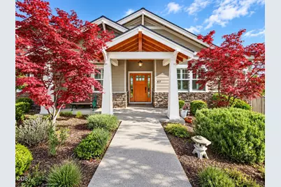 417 Tucker Street, Ashland, OR 97520 - Photo 1