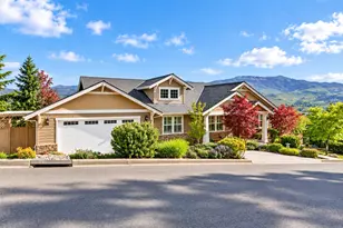 417 Tucker St, Ashland, OR 97520 - Photo 2