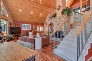 55877 Wood Duck Dr, Bend, OR 97707 - Photo 10