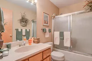 55877 Wood Duck Dr, Bend, OR 97707 - Photo 18