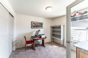 2303 NE 3rd St, Redmond, OR 97756 - Photo 6