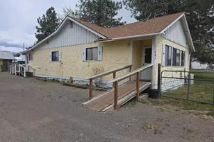 31663 Hwy 70, Bonanza, OR 97623 - Photo 2