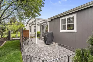1188 NE 27th St, Bend, OR 97701 - Photo 22