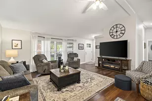 1188 NE 27th St, Bend, OR 97701 - Photo 8