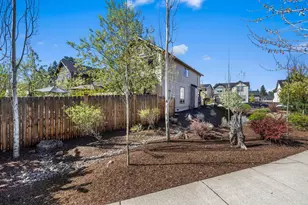 20177 Roper Ln, Bend, OR 97703 - Photo 4