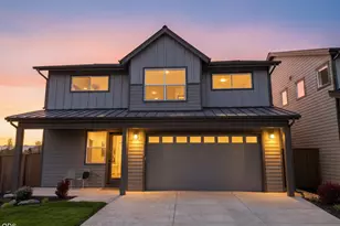 21405 SE Krakatoa Ct, Bend, OR 97702 - Photo 2
