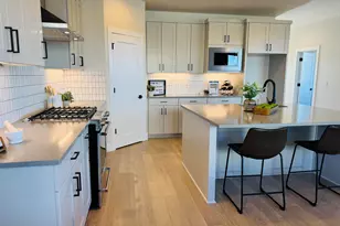 21405 SE Krakatoa Ct, Bend, OR 97702 - Photo 6
