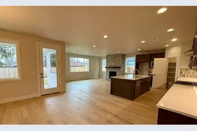 61421 SE Daybreak Court #Lot 5, Bend, OR 97702 - Photo 6