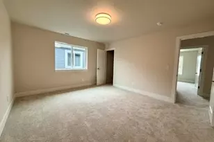 61421 SE Daybreak Ct, Bend, OR 97702 - Photo 10