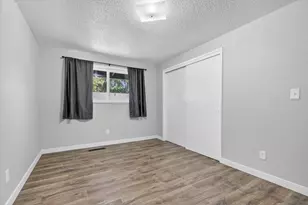 309 N Berkeley Way, Medford, OR 97504 - Photo 20