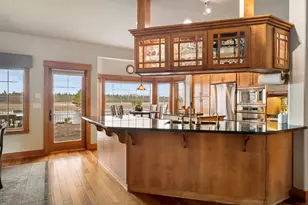 56902 River Rd, Sunriver, OR 97707 - Photo 10