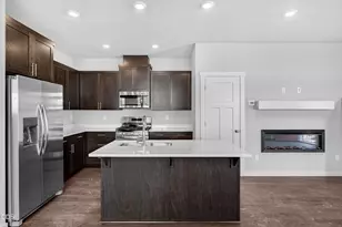 743 NW Upas Ave, Redmond, OR 97756 - Photo 12