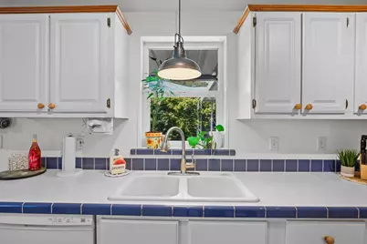 8401 Old Stage Road #UNIT 54, Central Point, OR 97502 - Photo 6