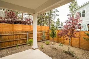 61661 Woodriver Dr, Bend, OR 97702 - Photo 42