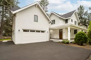 61661 Woodriver Dr, Bend, OR 97702 - Photo 1