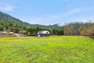 8835 Williams Hwy, Grants Pass, OR 97527 - Photo 26