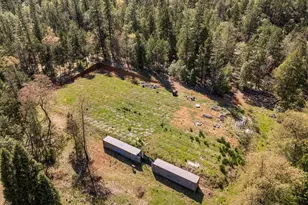 2295 W Evans Creek Rd, Rogue River, OR 97537 - Photo 46