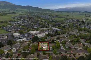 747 Eastridge Dr, Medford, OR 97504 - Photo 26